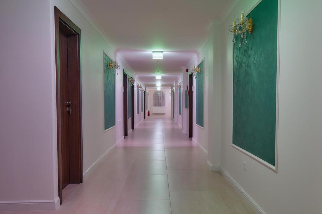 Hotel Imperium Botiz Exterior foto